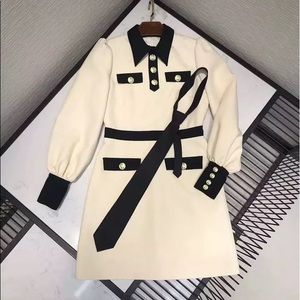 Women’s white long sleeve runway style dress